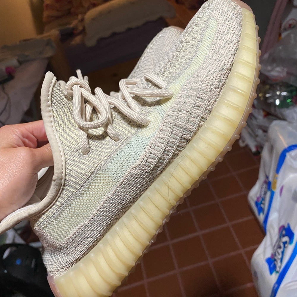 Adidas Yeezy boost V2 Citrin Non Reflective - barely worn excellent condition